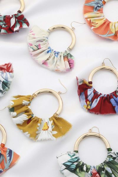 Floral Pattern Fan Tassel Hoop Dangle Earring