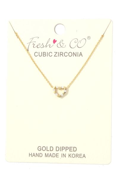 DAINTY HEART CHARM NECKLACE