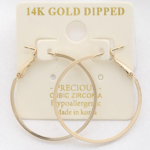 SQAURE EDGD HOOP 14K GOLD DIPPED EARRING