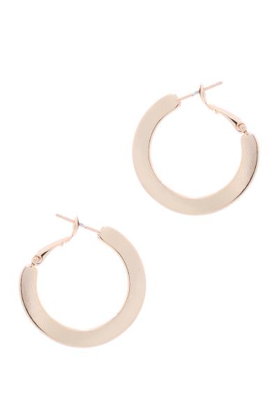 FLAT METAL HOOP EARRING