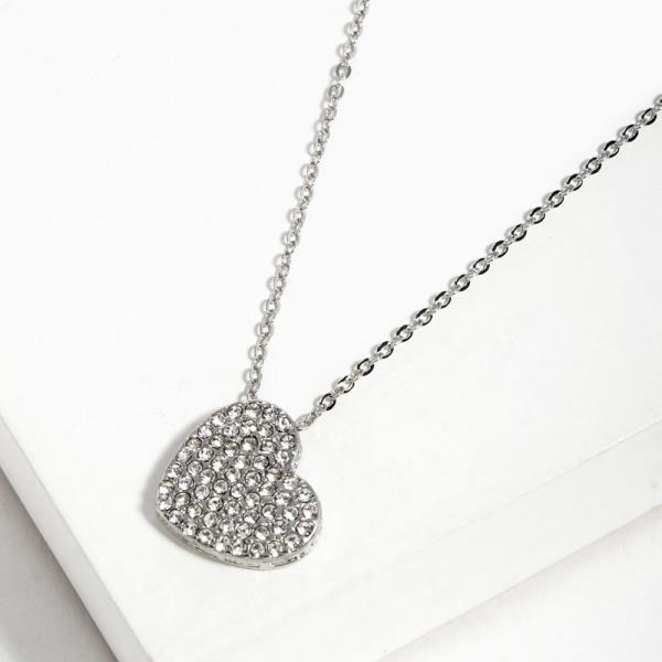 HEART PENDANT NECKLACE
