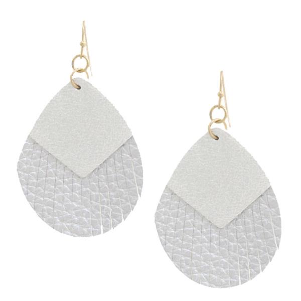 Teardrop Shape Lined Dangle Earring