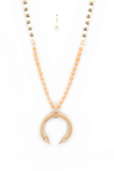 DOUBLE ARRROW PENDANT BEADED NECKLACE