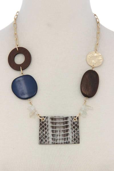 Short Necklace