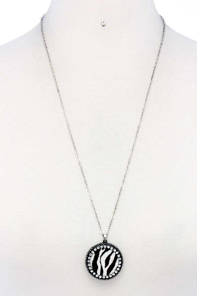 CHIC TRENDY RHINESTONE PENDANT NECKLACE AND EARRING SET