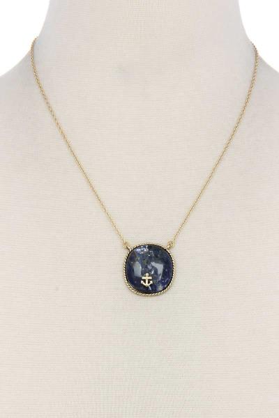 ANCHOR CHARM OVAL PENDANT NECKLACE