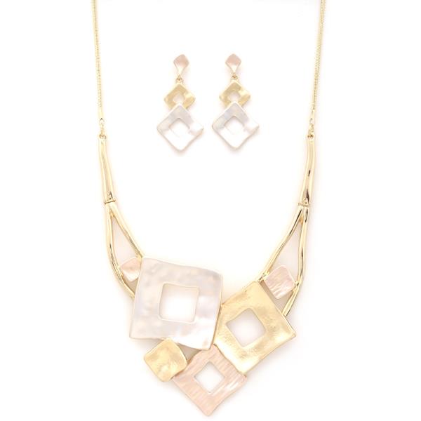 Square Pattern Statement Necklace