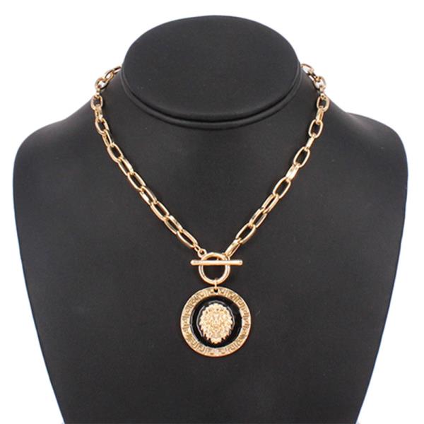 LION HEAD TOGGLE CLASP NECKLACE