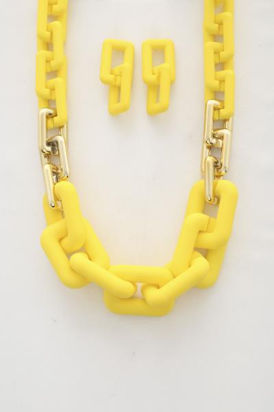 Smooth Texture Square Link Necklace