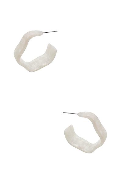 Open Curved Clay Design Earring