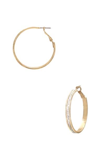 METAL MID GLITTER HOOP EARRING