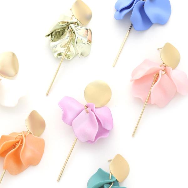 Bent Disc Petal Dangle Earring