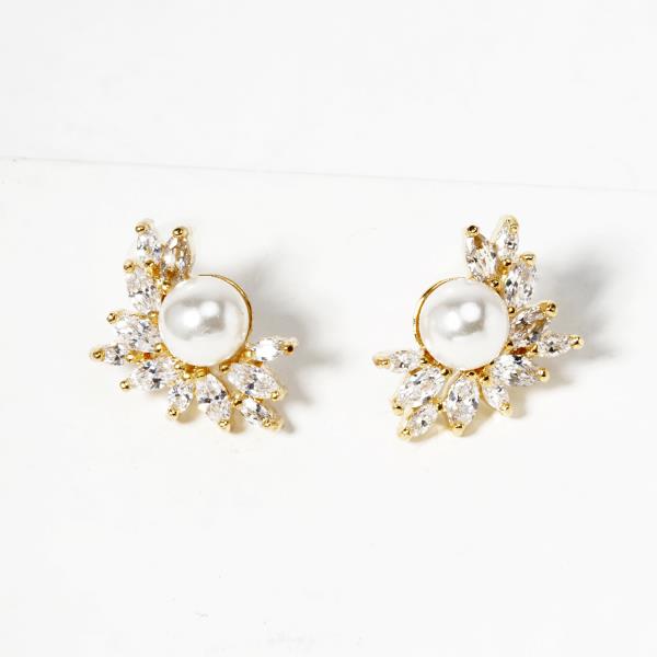 Crystal Stone Pearl Floral Stud Earring