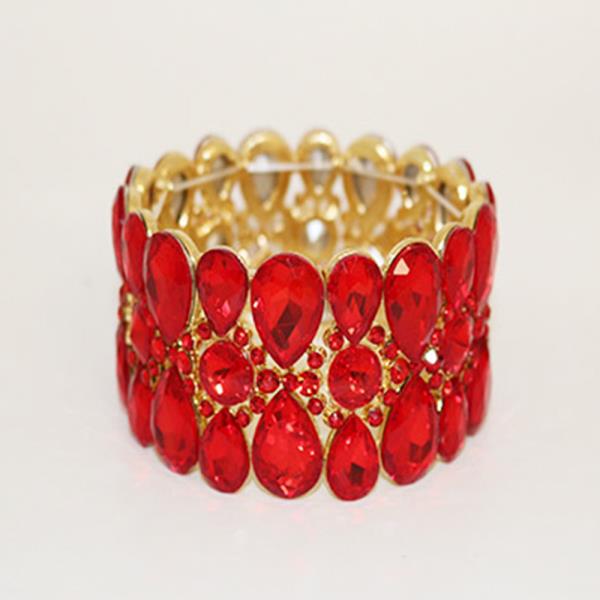 Teardrop Pattern Rhinestone Bracelet