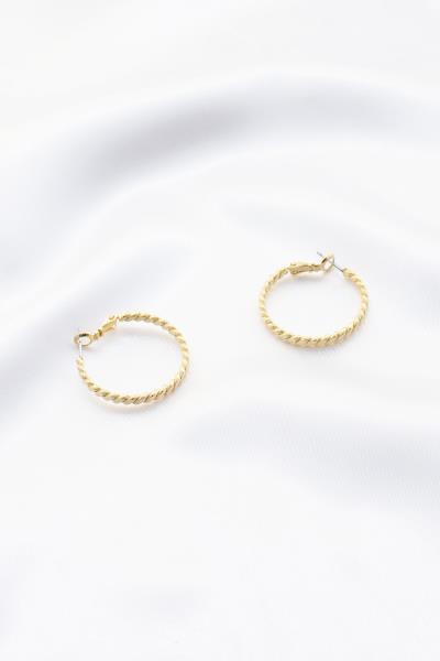 SODAJO TWISTED METAL HOOP EARRING