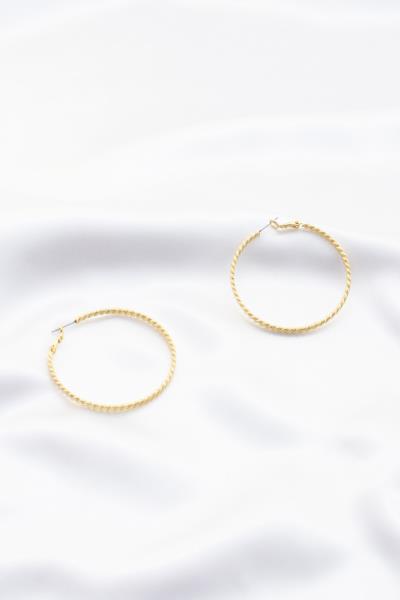SODAJO TWISTED METAL HOOP EARRING
