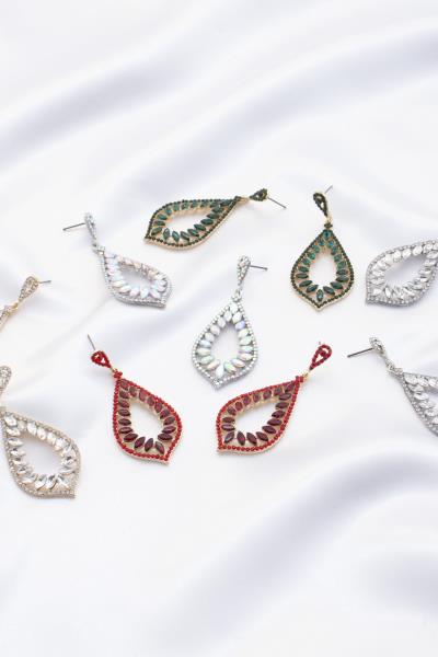 Rhinestone Dangle Earring