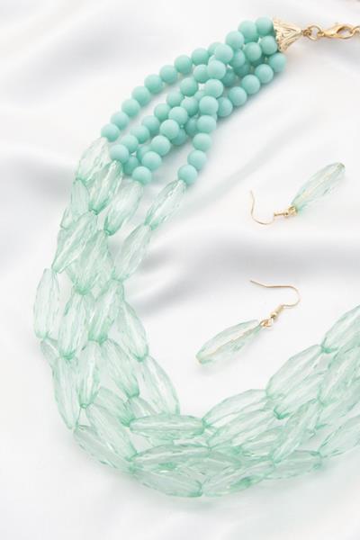 Transparent Bead Layered Necklace