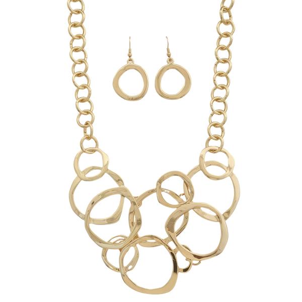 Hammered Metal Oval Link Bib Metal Necklace