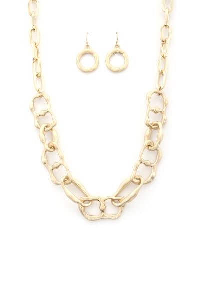 Oval Metal Necklace