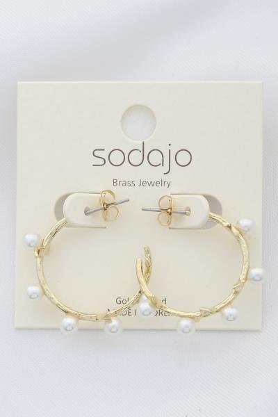 SODAJO PEARL EDGE HOOP EARRING