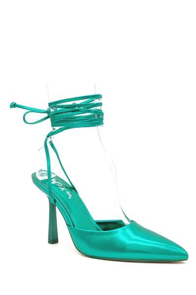 CHIC LEG STRING CLOSED HEEL