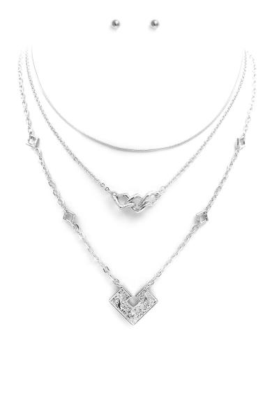 METAL LAYERED NECKLACE