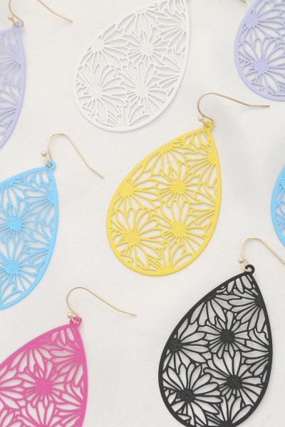 Cut Out Flower Pattern Teardrop Dangle Earring
