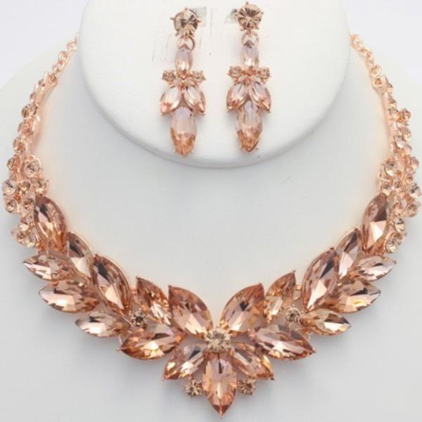 Flower Crystal Necklace
