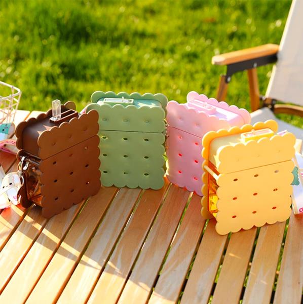 Biscuits Shape Water Bottle With Cross Body