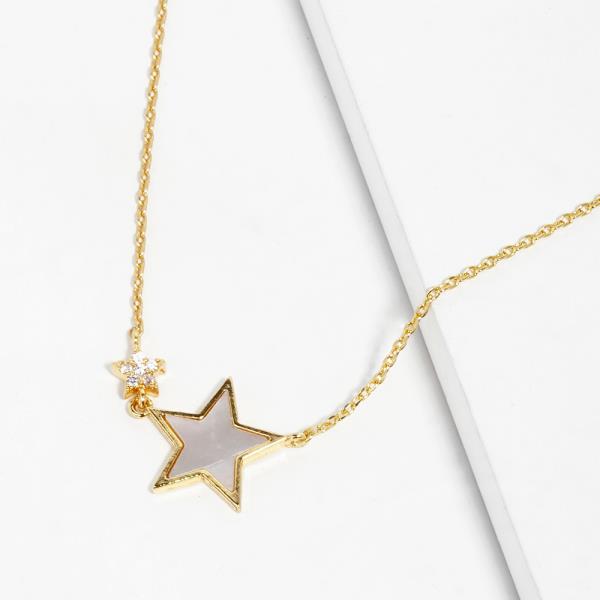 STAR CHARM NECKLACE