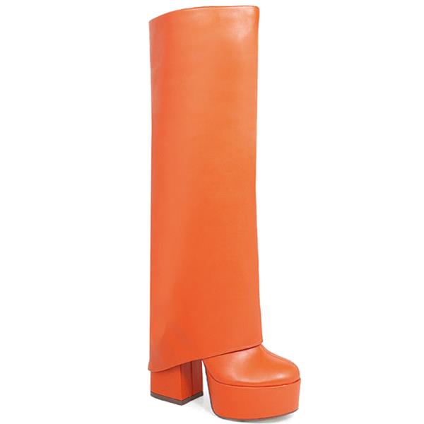 CHIC SMOOTH LEG HEEL BOOTS 12 PAIRS