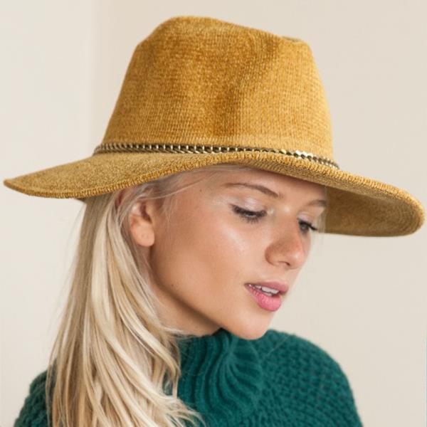 METAL CHAIN STRAP VELVET FEDORA