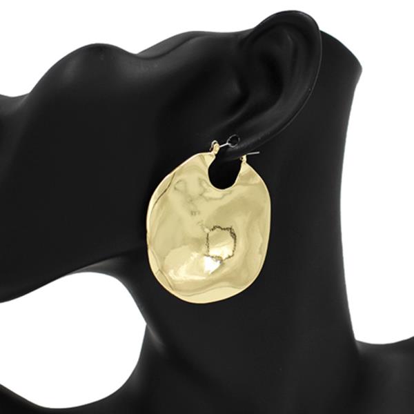 Round Hammered Metal Earring