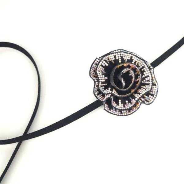 Flower Wrapping Choker