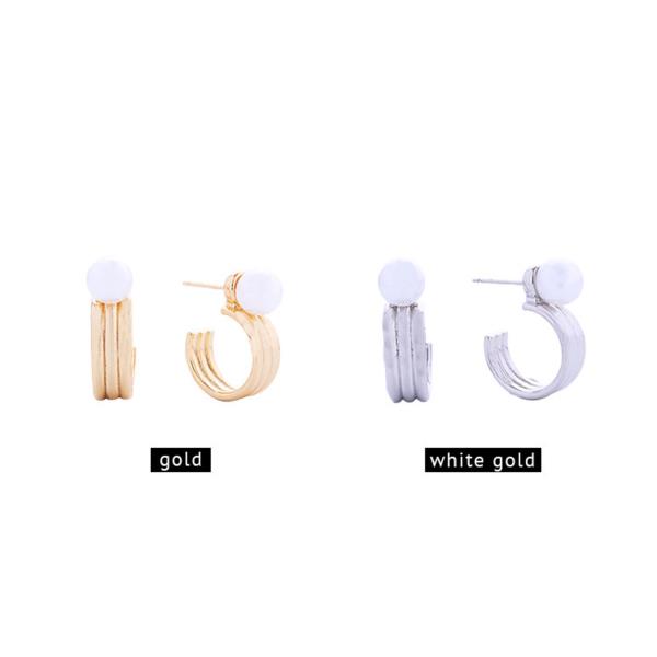 14K GOLD/WHITE GOLD DIPPED PEARL ON HOOP POST EARRINGS