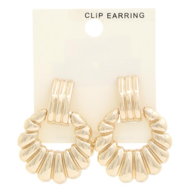 Metal Round Clip Earring