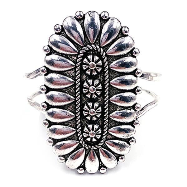 WESTERN CONCHO METAL BRACELET