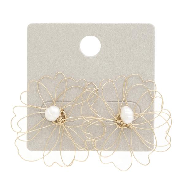 Flower Wire Pearl Bead Earring