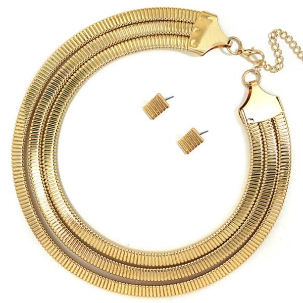 Layered Metal Necklace Earring Set