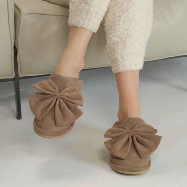 CC FAUX SUEDE BOW SLIPPERS - ML SIZE