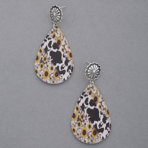Teardrop Flower Pattern Earring