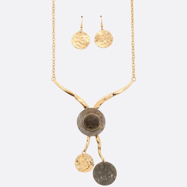 Curve Metal Acetate Disc Necklace