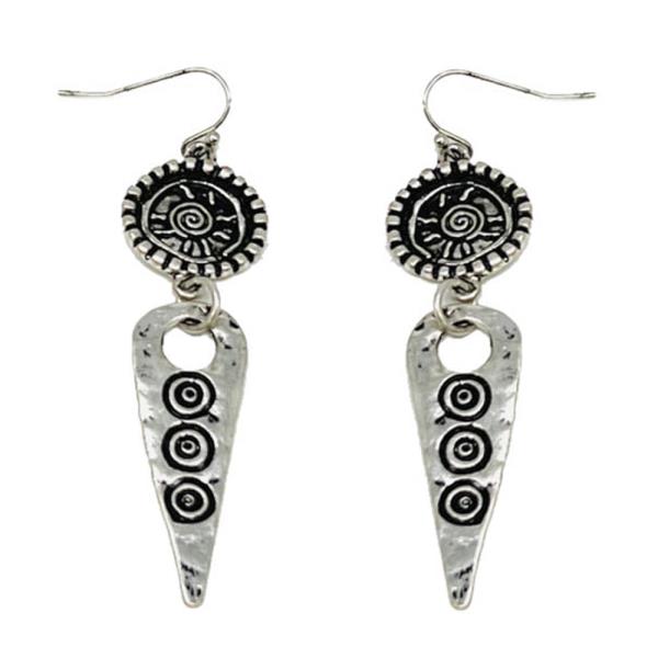 Western Style Dangle Earring