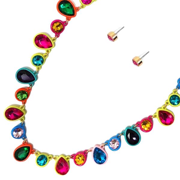 Teardrop Circle Link Necklace