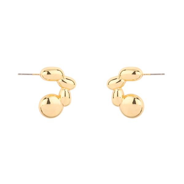 Metal C Earring