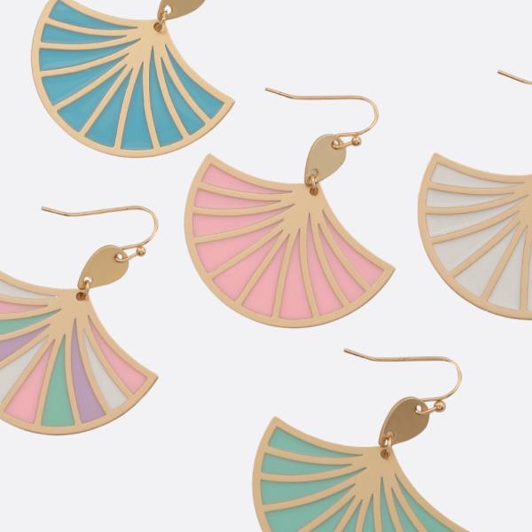 Epoxy Fanwise Fish Hook Earring