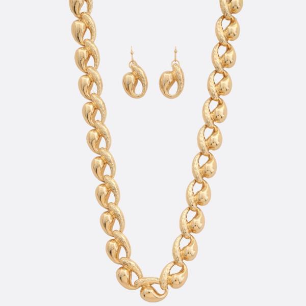 Organic Shape Metal Necklace