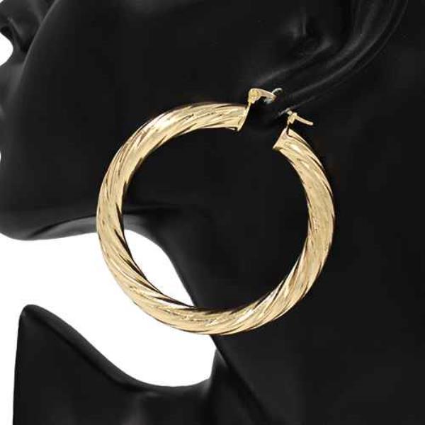 METAL HOOP EARRING