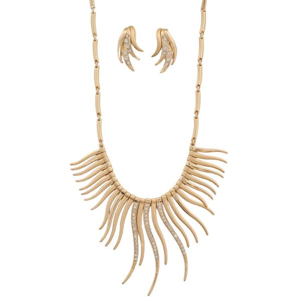 Wavy Metal Rhinestone Necklace